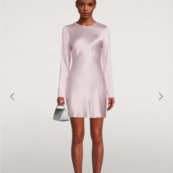 Stunning pink satin mini dress by Alexander Wang 💗